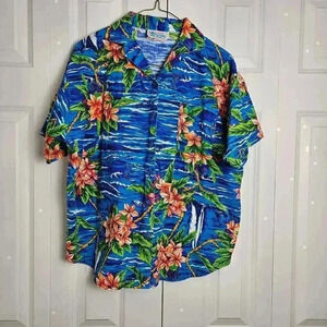 Vintage Beverly Hills Blues Floral Hawaiian Button Up Shirt Size Medium USA Made